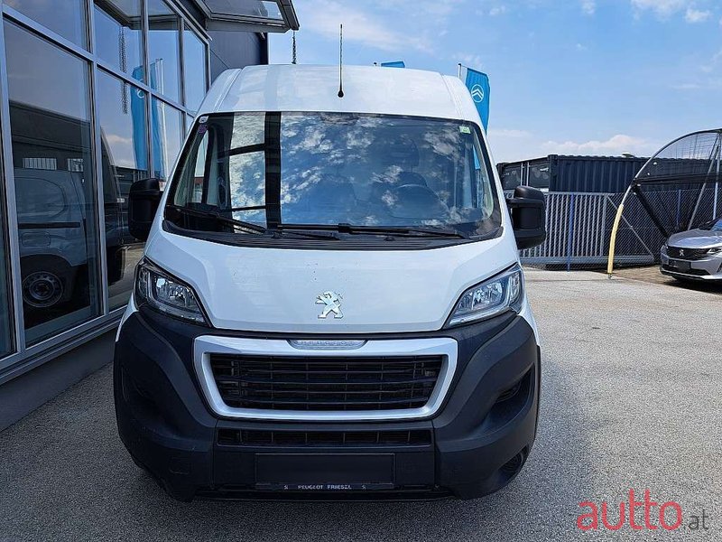 2018' Peugeot Boxer photo #2