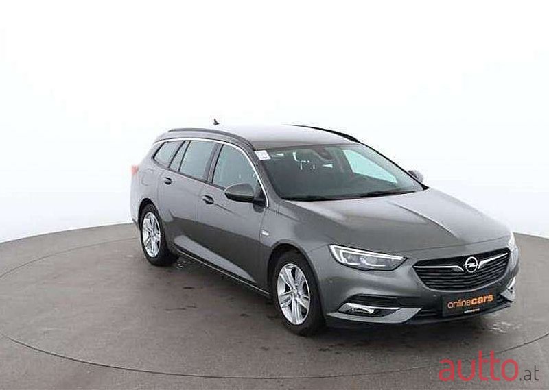 2018' Opel Insignia photo #6