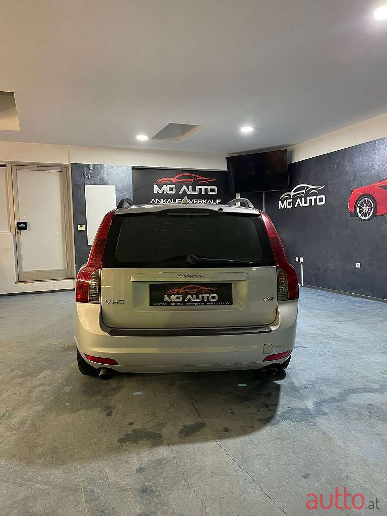 2008' Volvo V50 photo #2