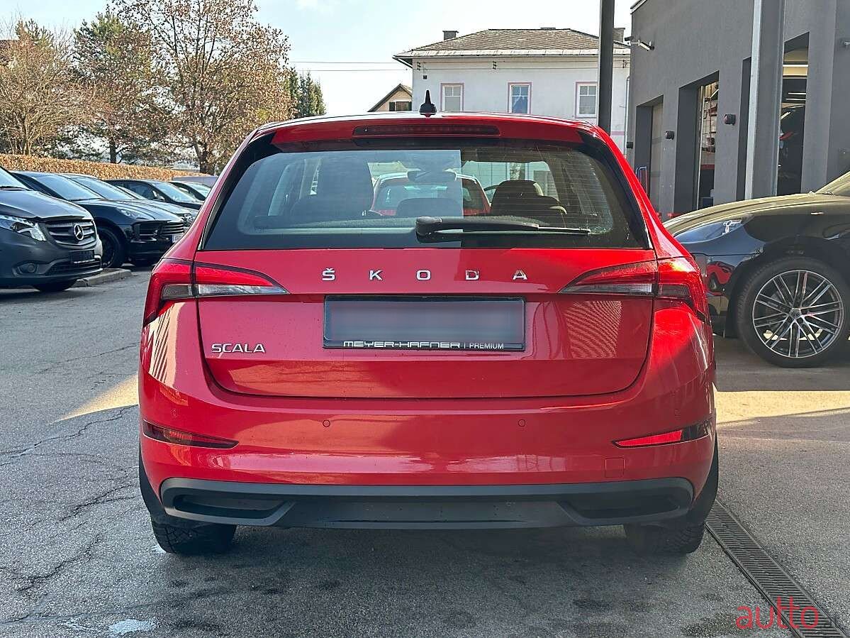2020' Skoda Scala photo #6