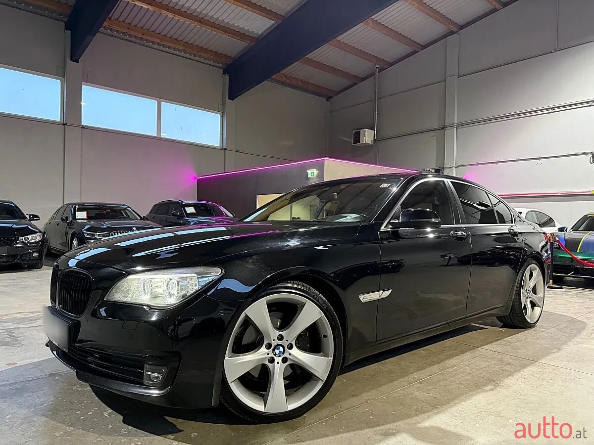 2013' BMW 7Er-Reihe photo #1