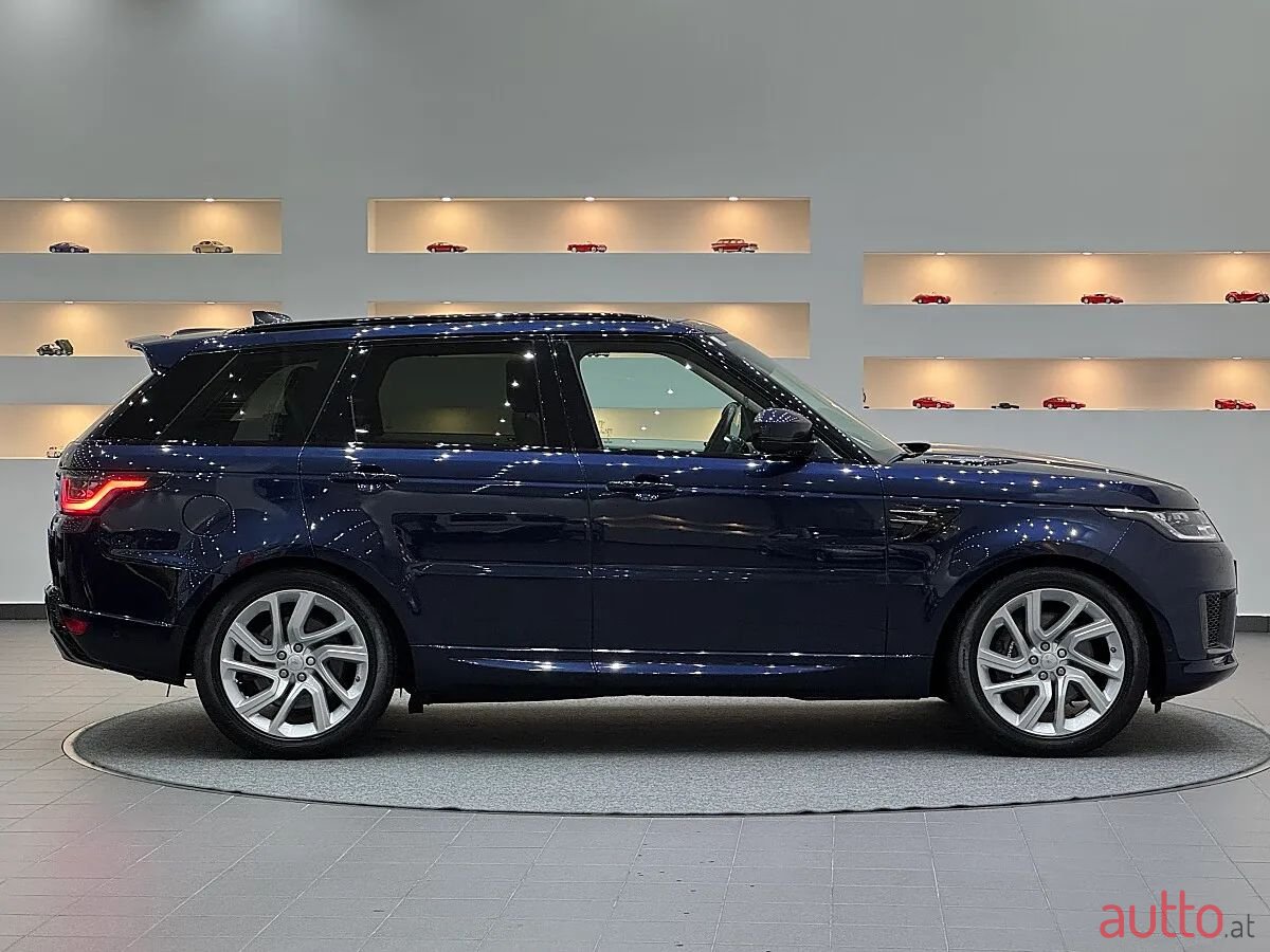 2019' Land Rover Range Rover Sport photo #5