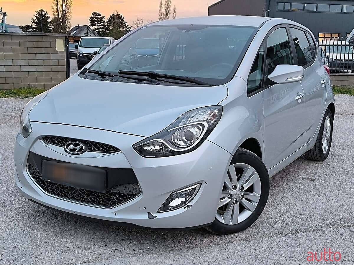 2010' Hyundai ix20 photo #1