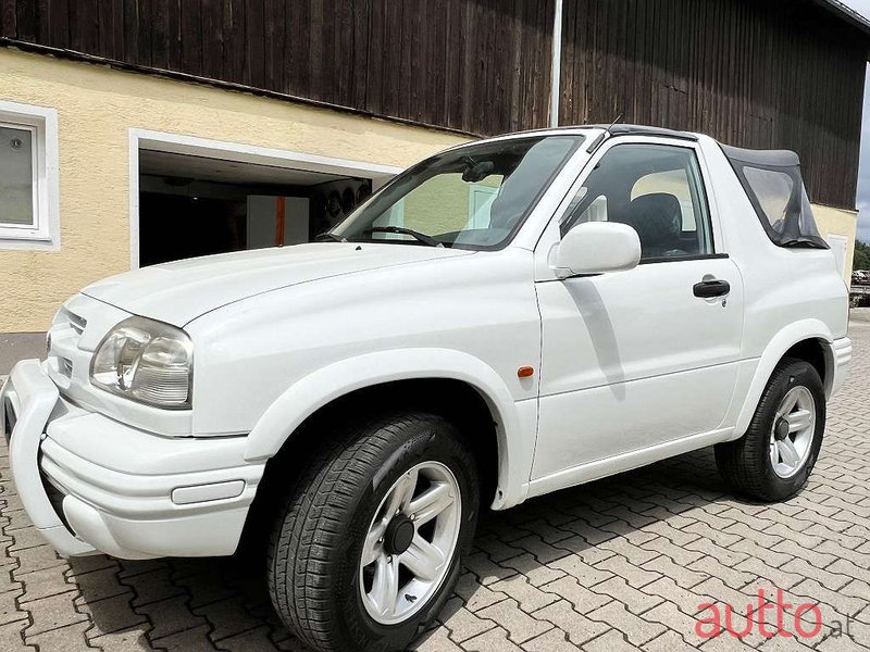 2001' Suzuki Grand Vitara photo #1