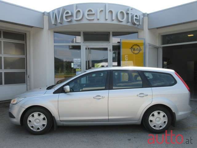 2010' Ford Focus photo #2