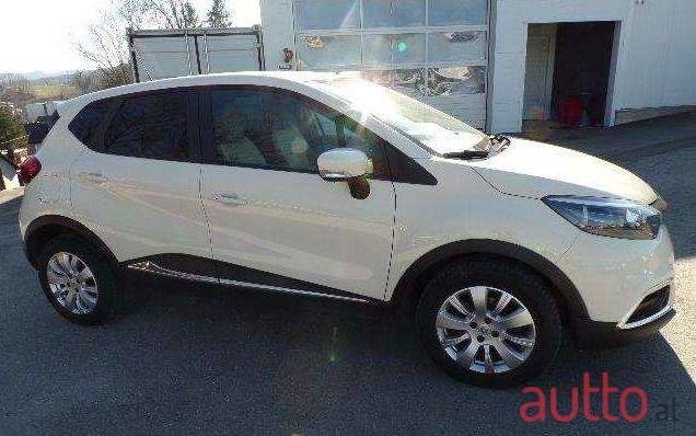 2014' Renault Captur photo #3