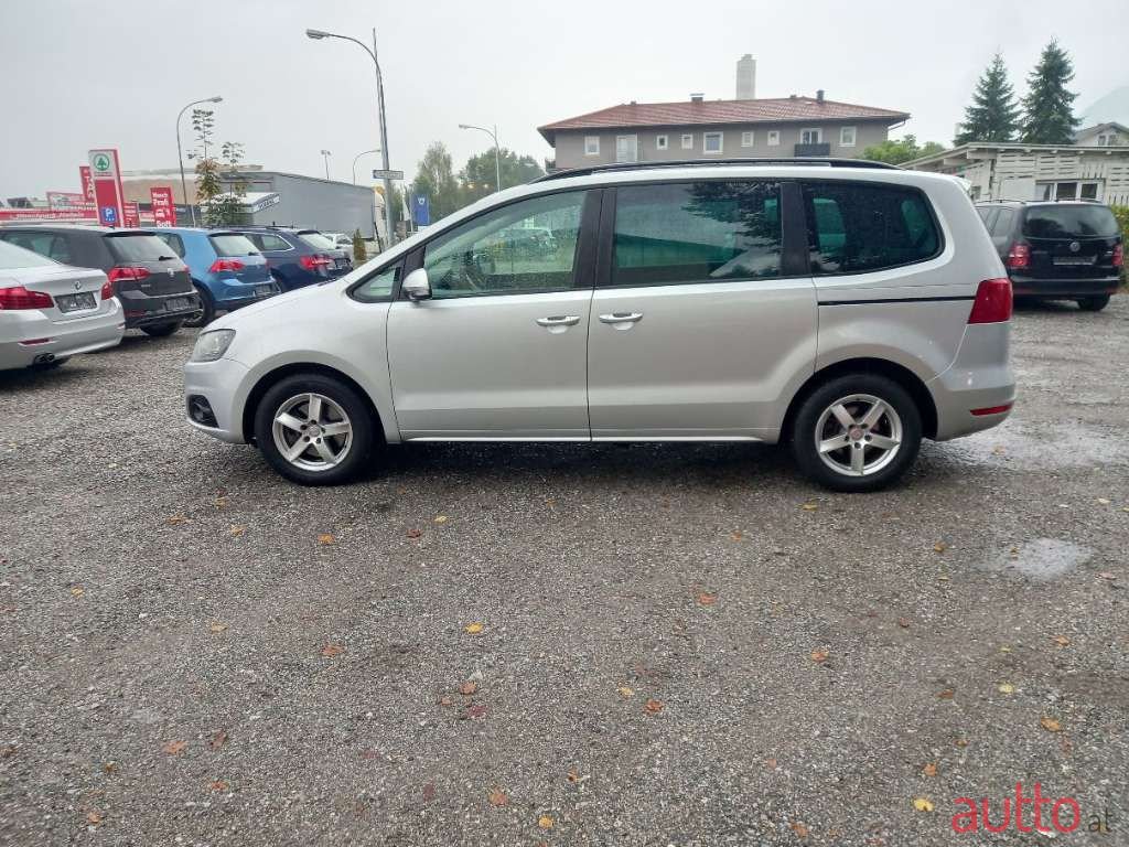 2012' SEAT Alhambra photo #2