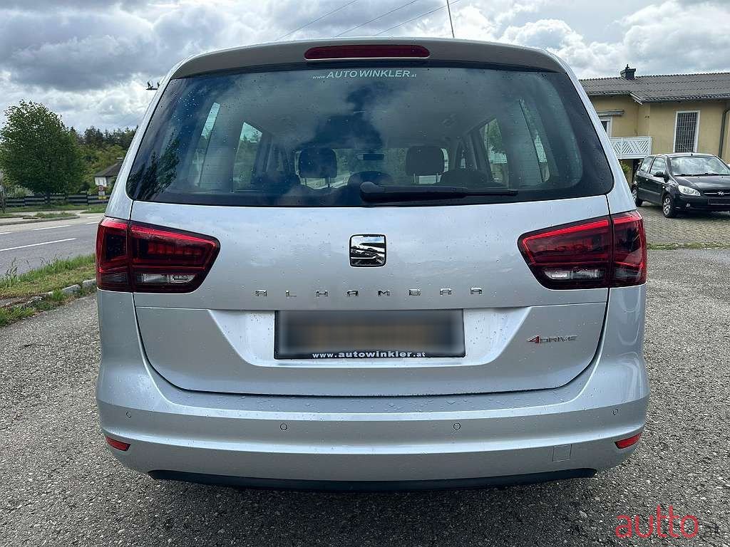 2015' SEAT Alhambra photo #6