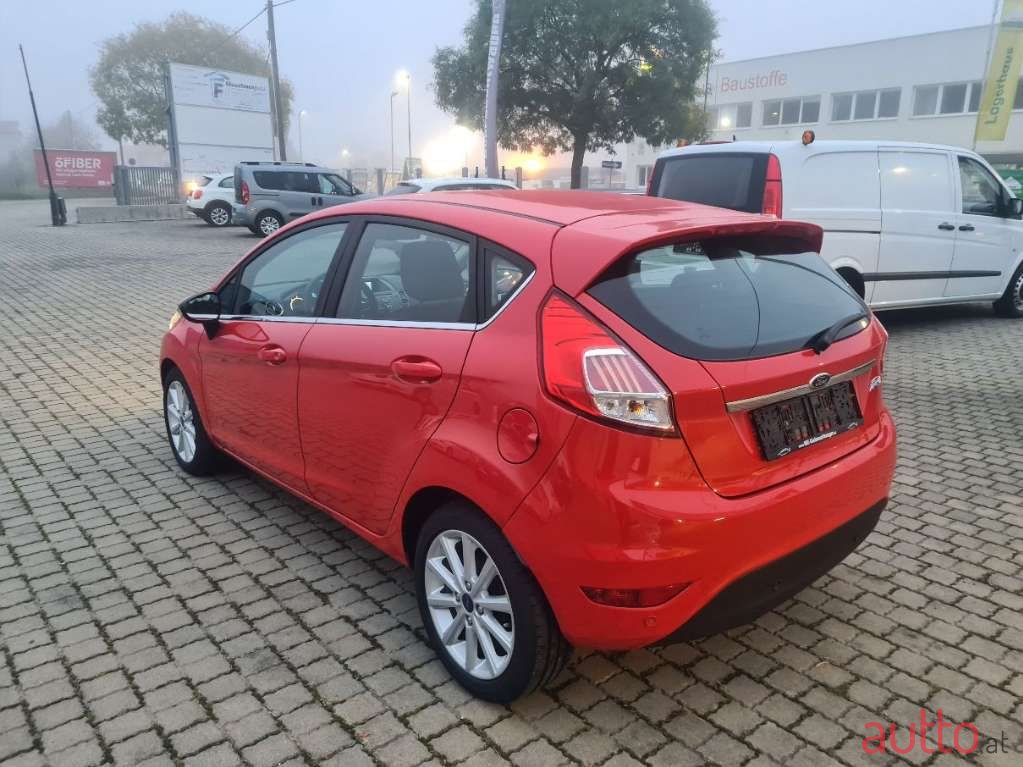2016' Ford Fiesta photo #6