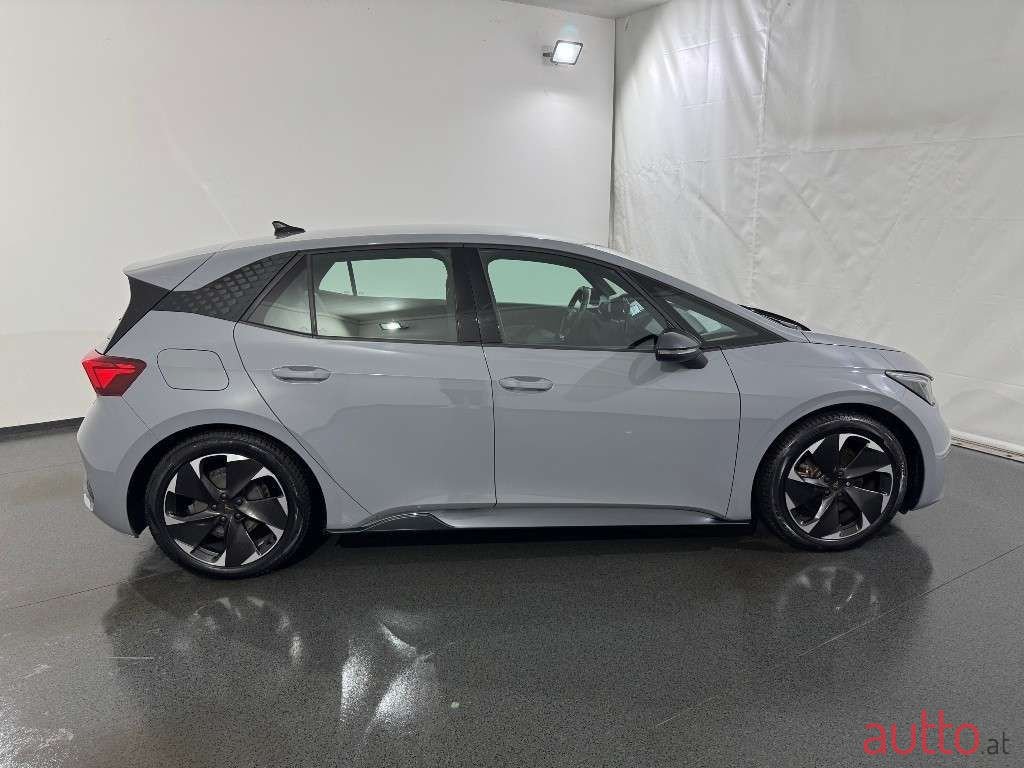 2022' Cupra Born photo #4