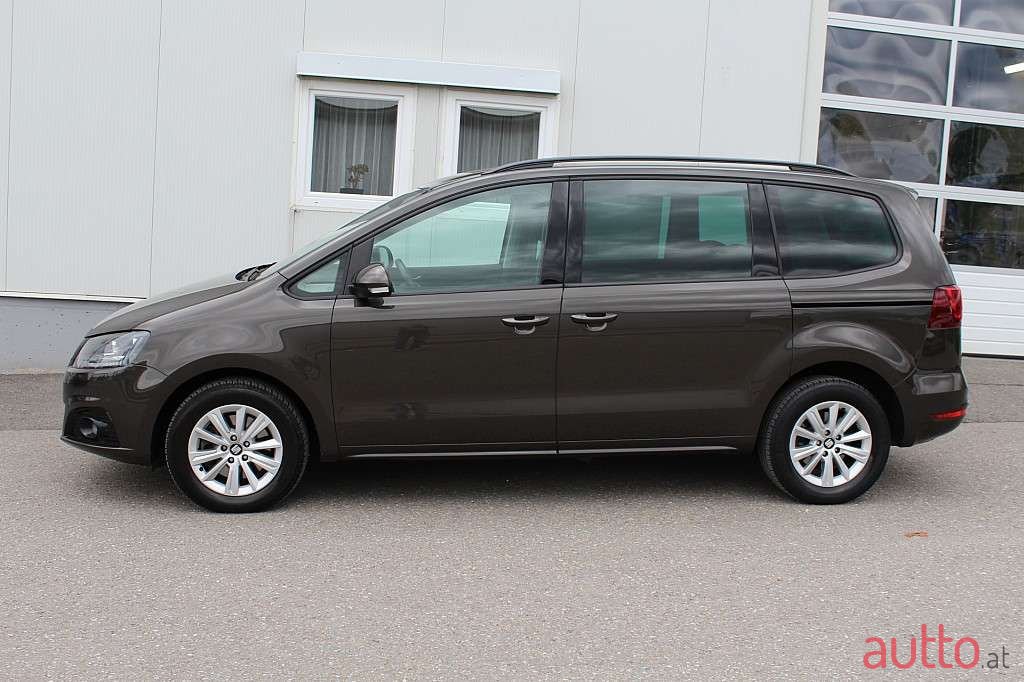 2016' SEAT Alhambra photo #4