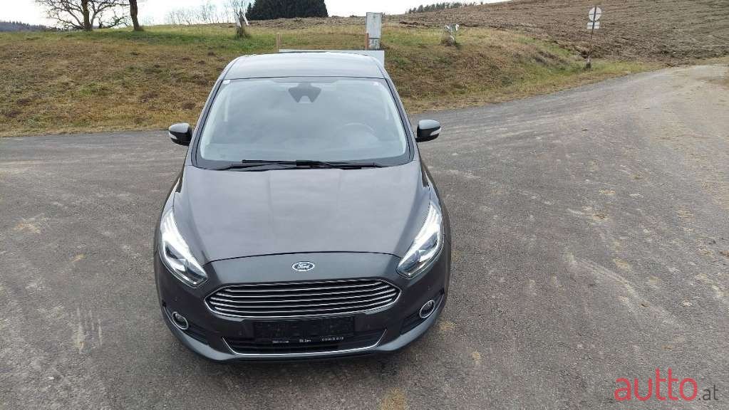 2018' Ford S-Max photo #2