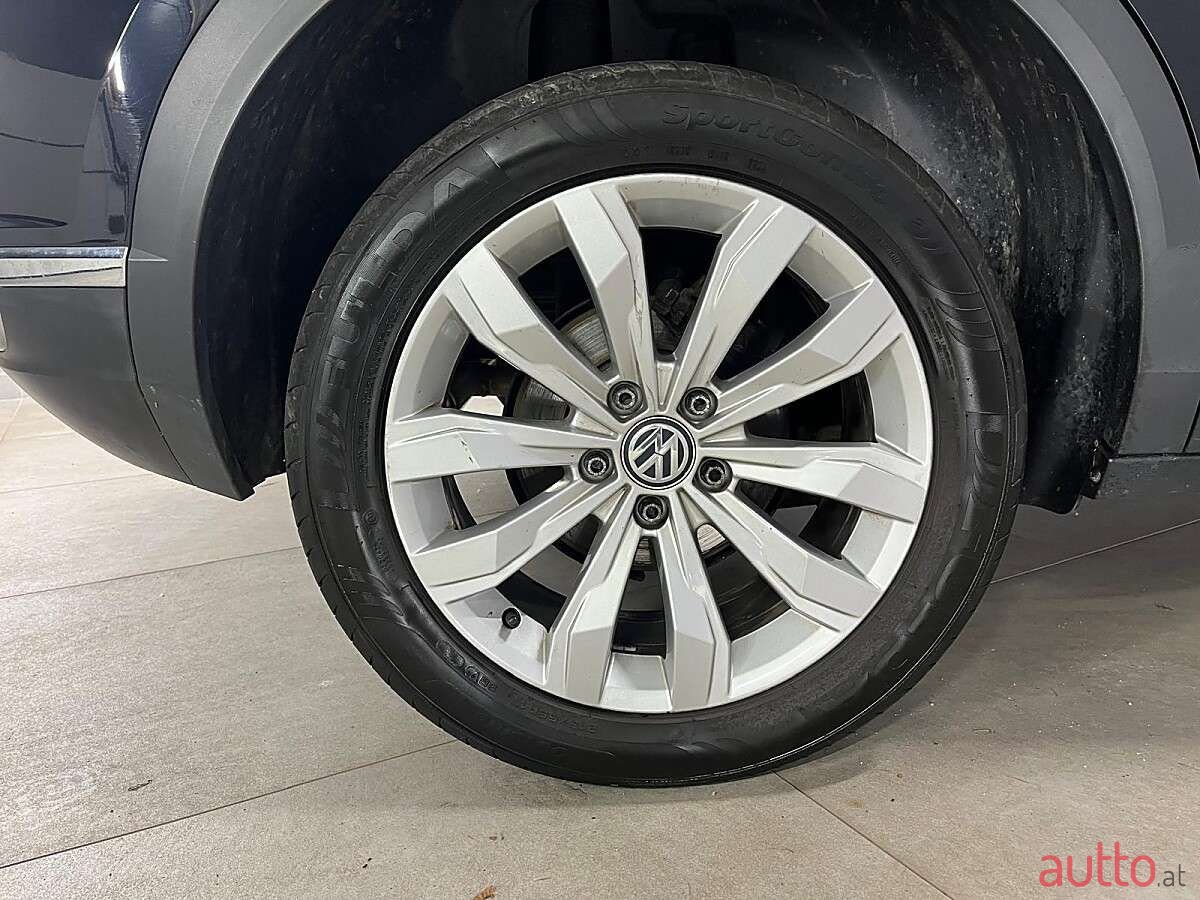 2018' Volkswagen T-Roc photo #6