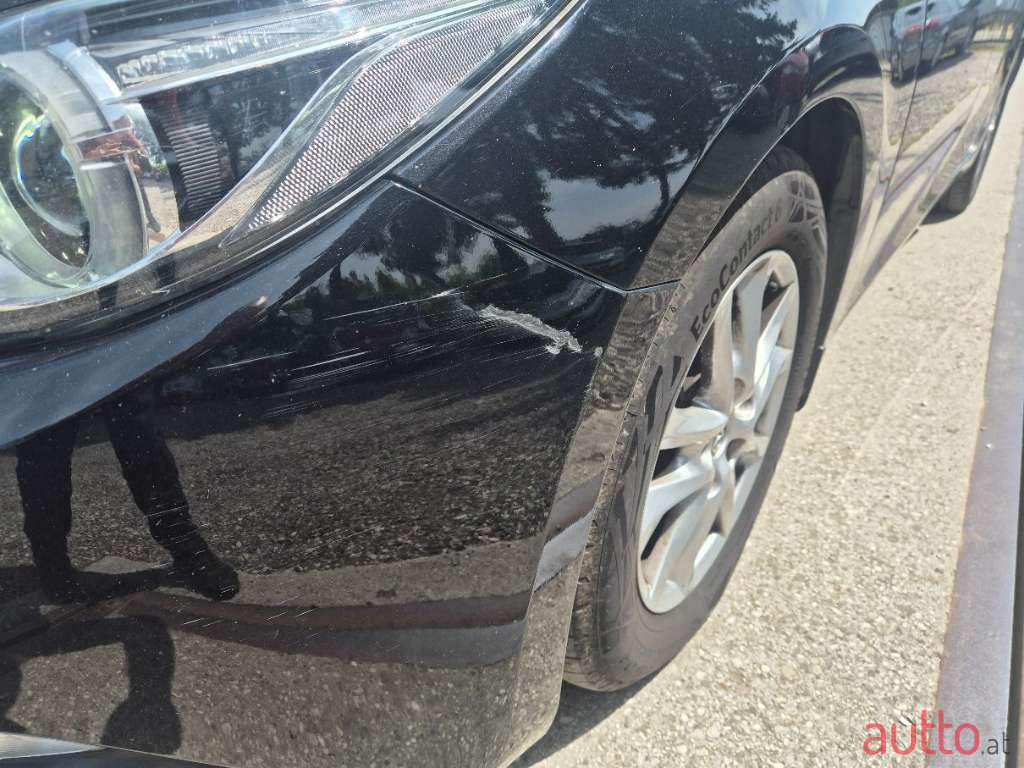 2014' Mazda Mazda3 photo #3