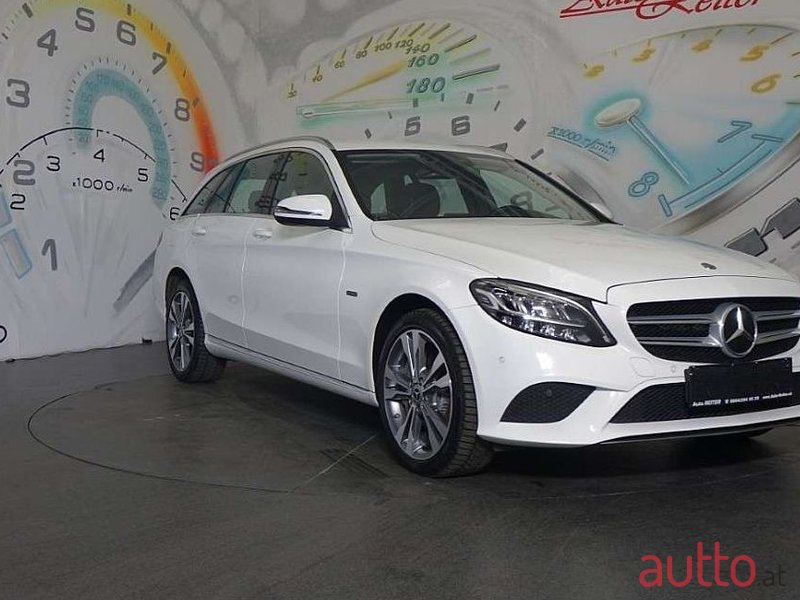 2021' Mercedes-Benz C-Klasse photo #1