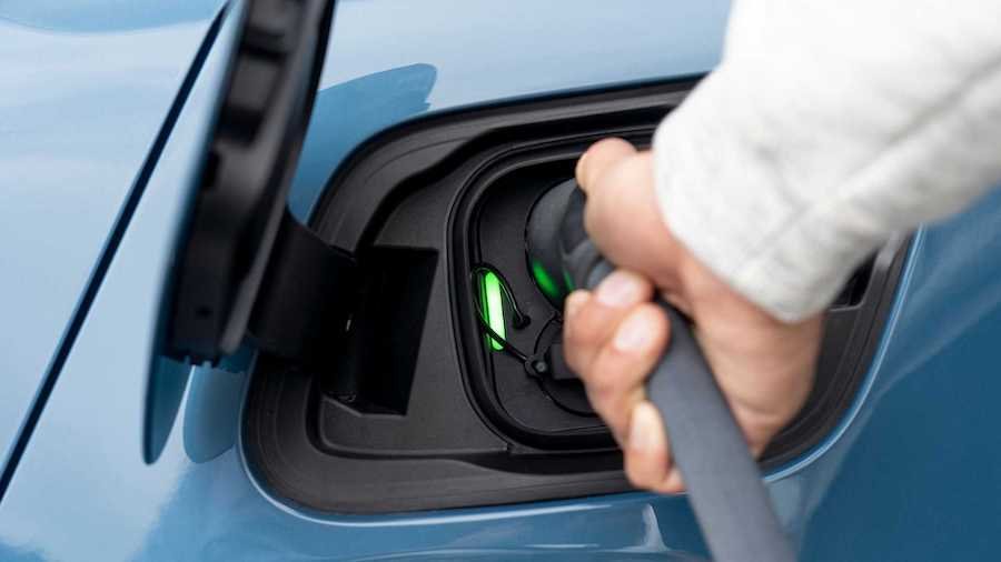 'Completely Misses the Point:' Germany Slams the EU's Gas Car Rental Ban Idea