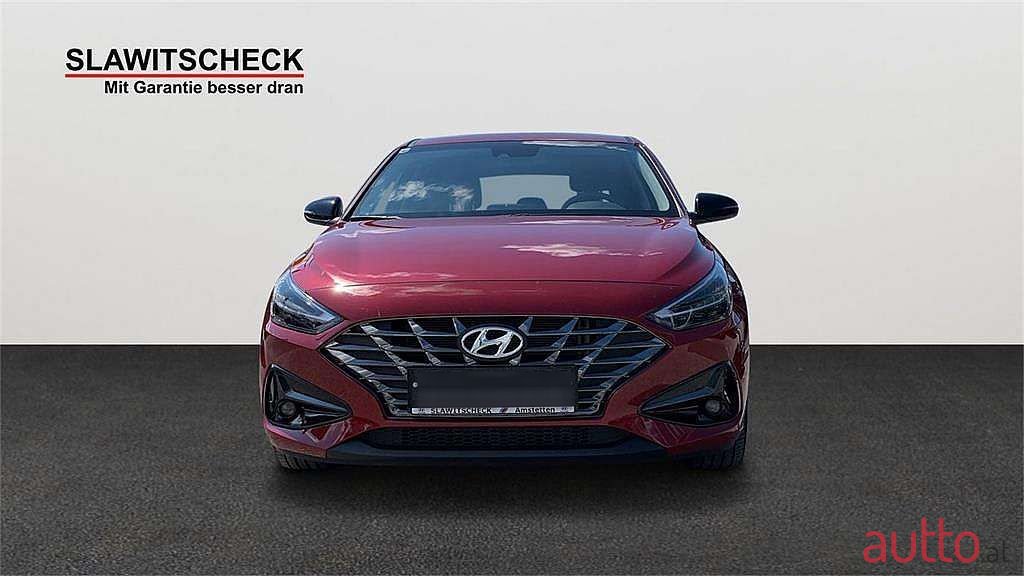 2022' Hyundai i30 photo #5