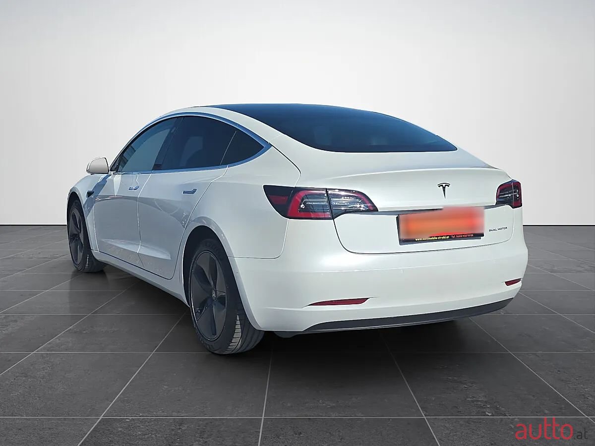 2020' Tesla Model 3 photo #3