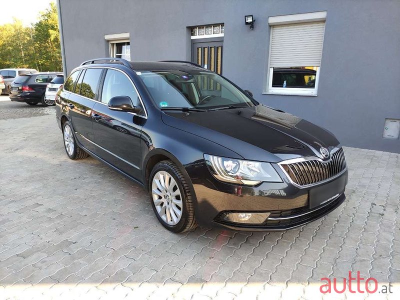 2015' Skoda Superb photo #4