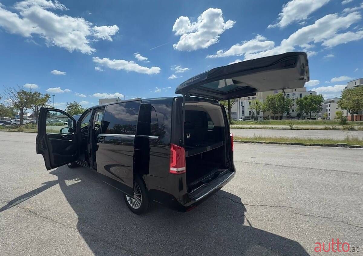 2019' Mercedes-Benz V-Klasse photo #4