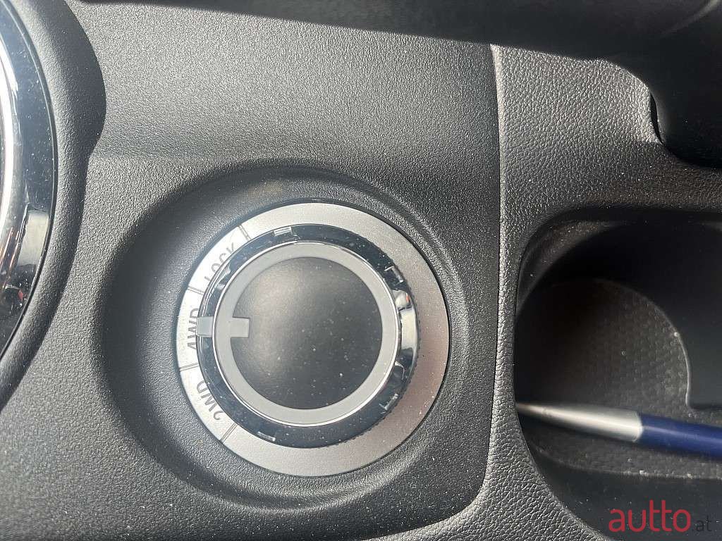 2013' Citroen C4 Aircross photo #5