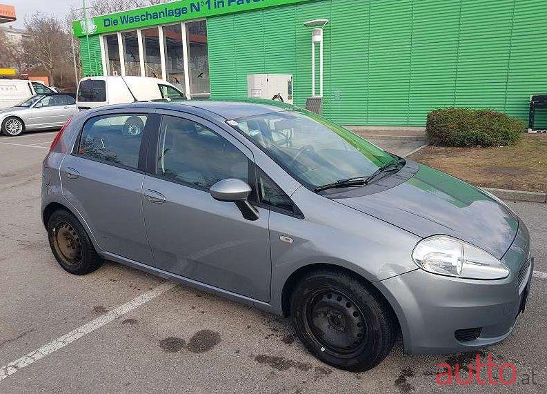 2007' Fiat Grande Punto photo #1