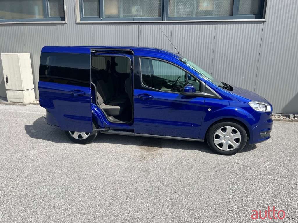 2016' Ford Tourneo photo #3