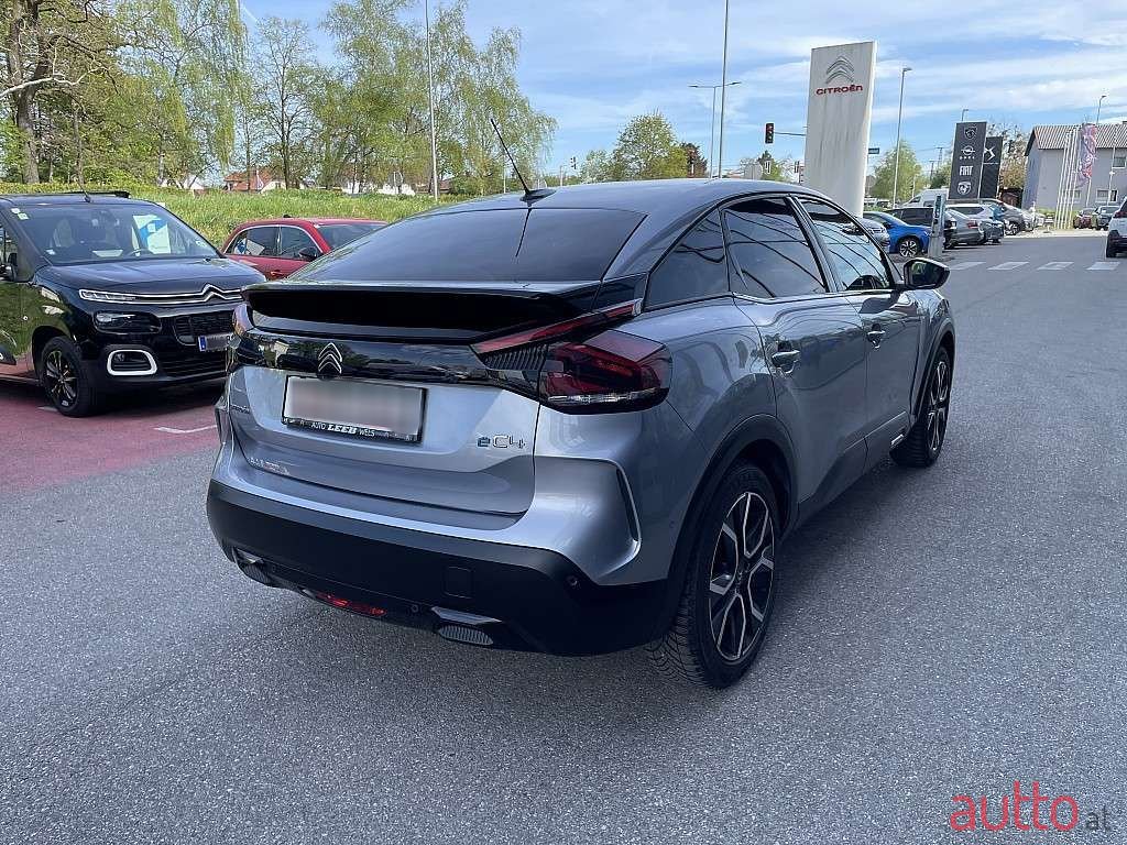 2022' Citroen C4 photo #4