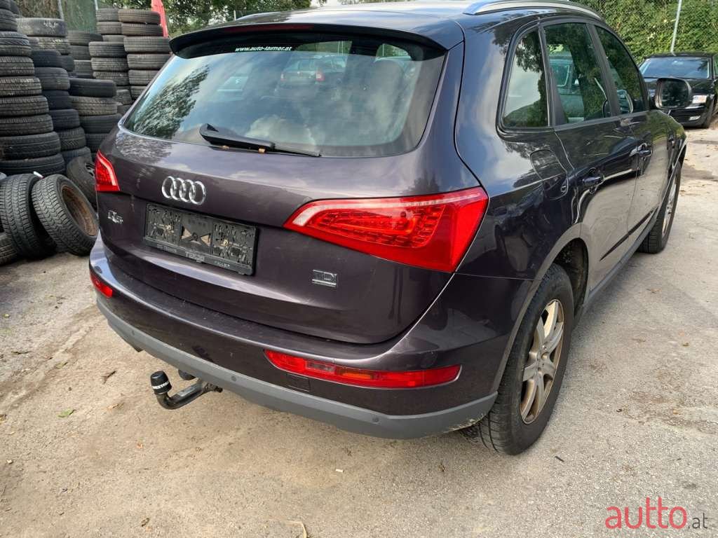 2010' Audi Q5 photo #4