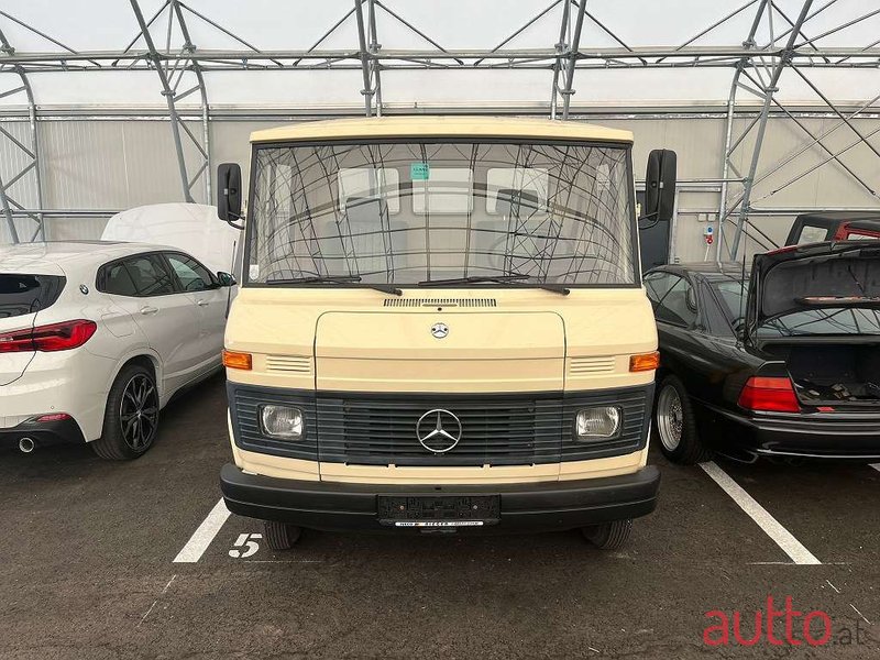 1975' Mercedes-Benz L 407 photo #3