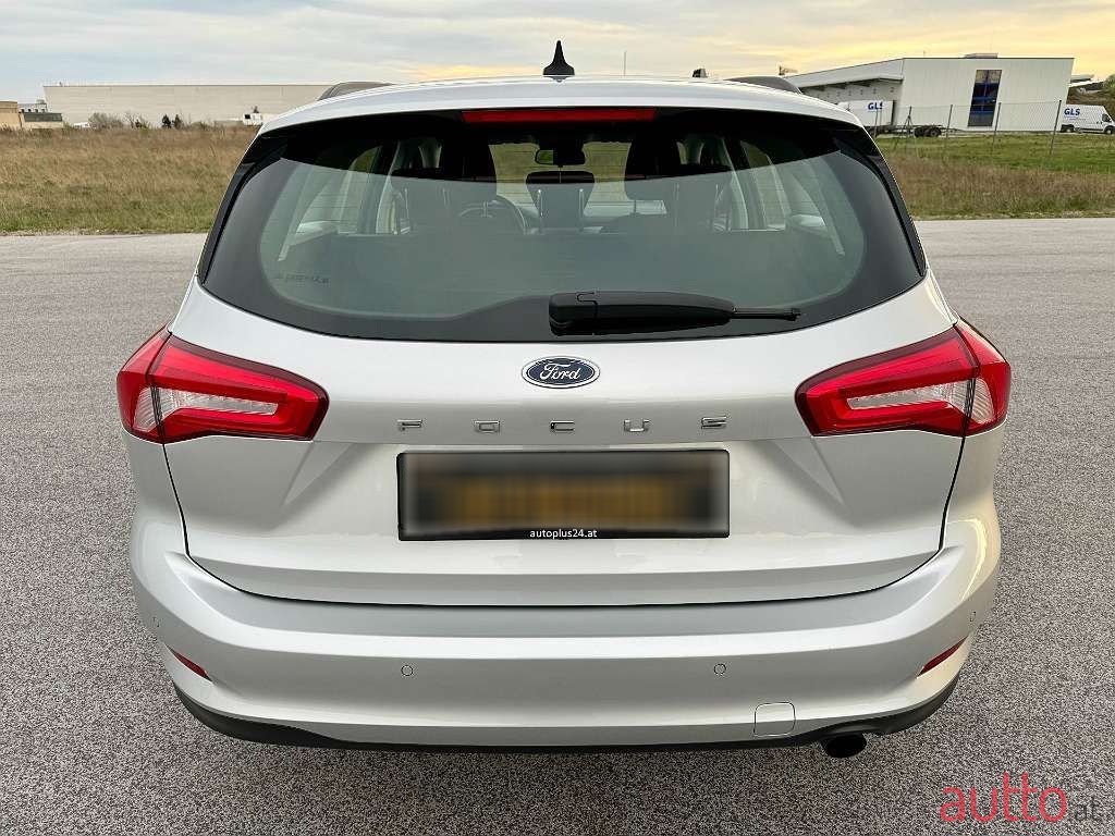 2021' Ford Focus photo #6