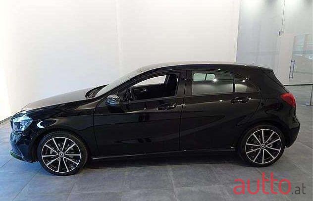 2018' Mercedes-Benz A-Klasse photo #1