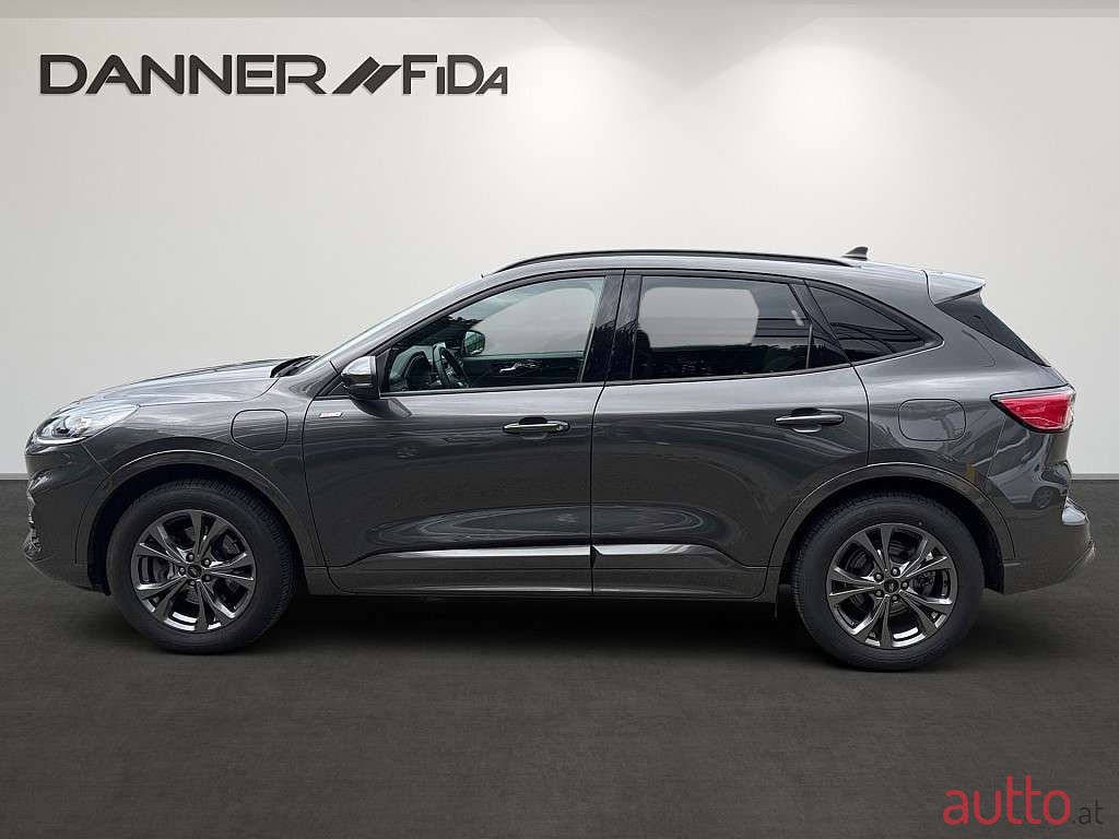 2022' Ford Kuga photo #6