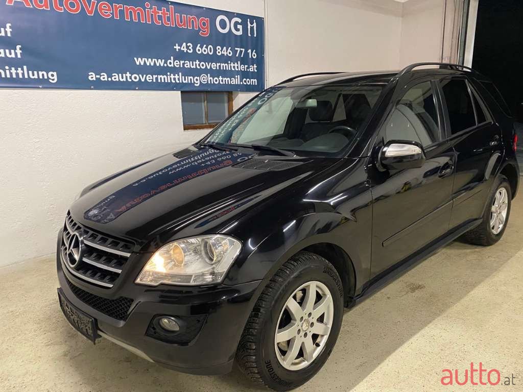 2010' Mercedes-Benz M-Klasse photo #3