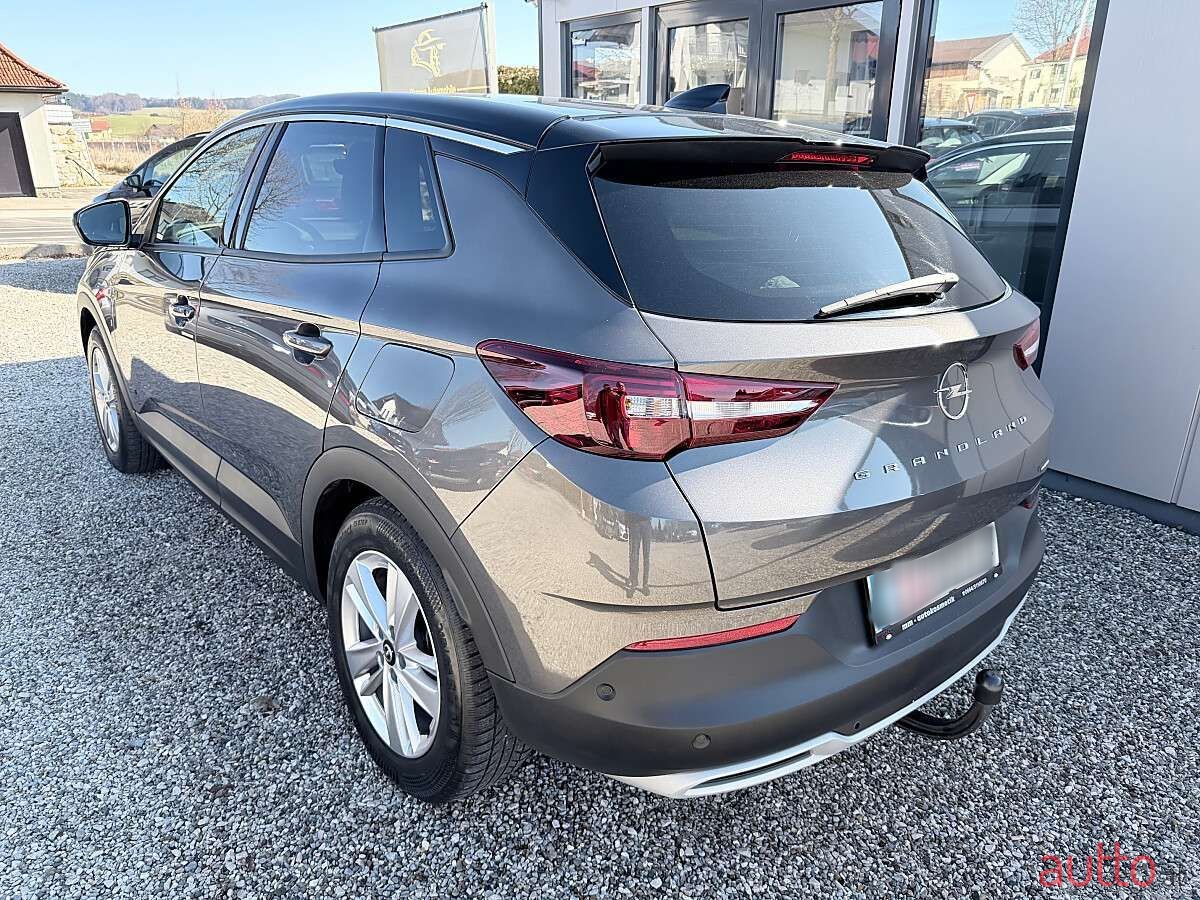 2021' Opel Grandland X photo #6