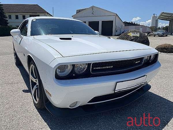 2012' Dodge Challenger photo #3