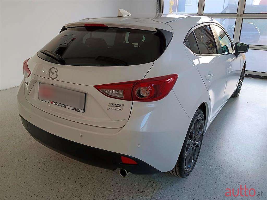 2016' Mazda Mazda3 photo #5