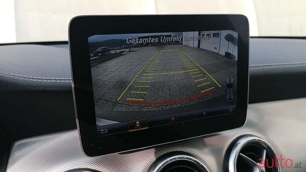 2018' Mercedes-Benz Cla-Klasse photo #3