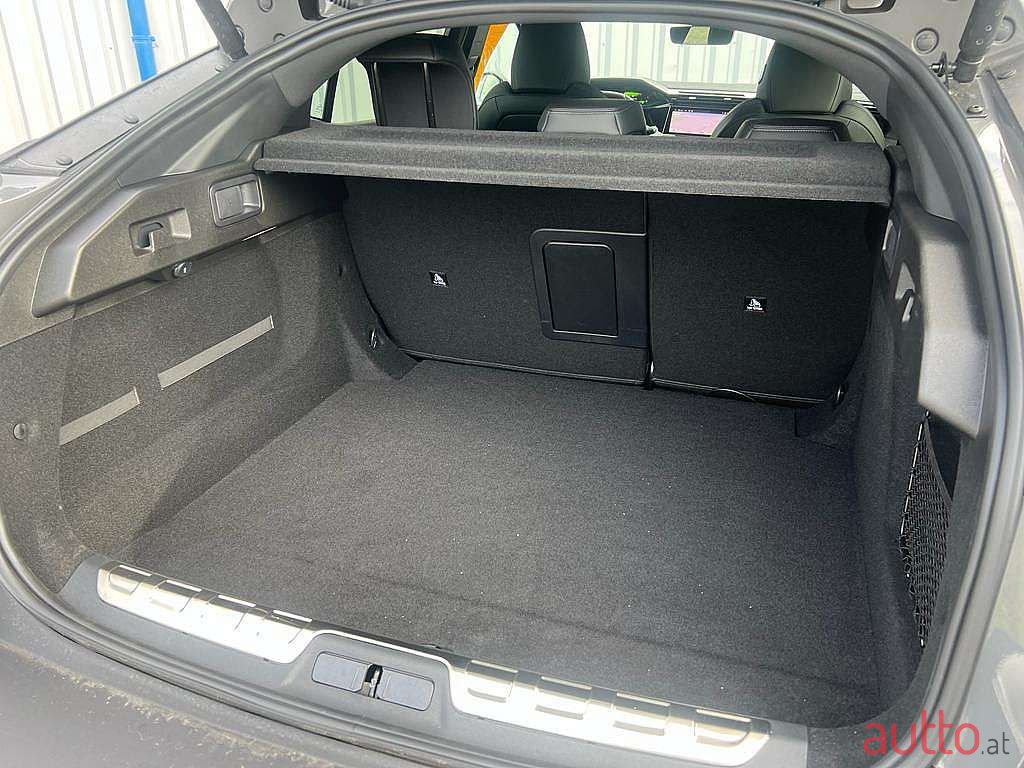 2023' Peugeot 408 photo #6