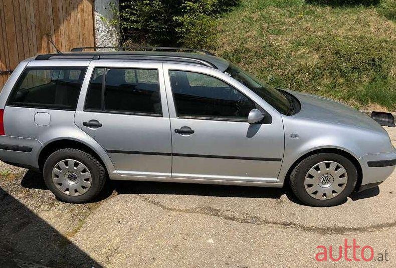 2006' Volkswagen Golf photo #1