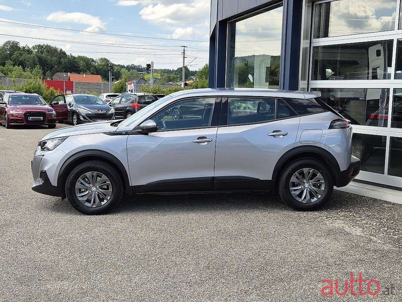 2021' Peugeot 2008 photo #3