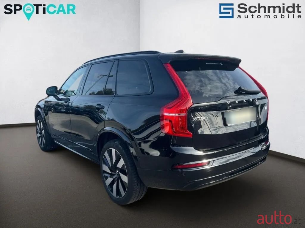 2023' Volvo XC90 photo #3