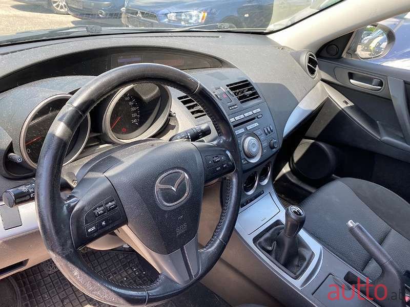 2009' Mazda 3 photo #4