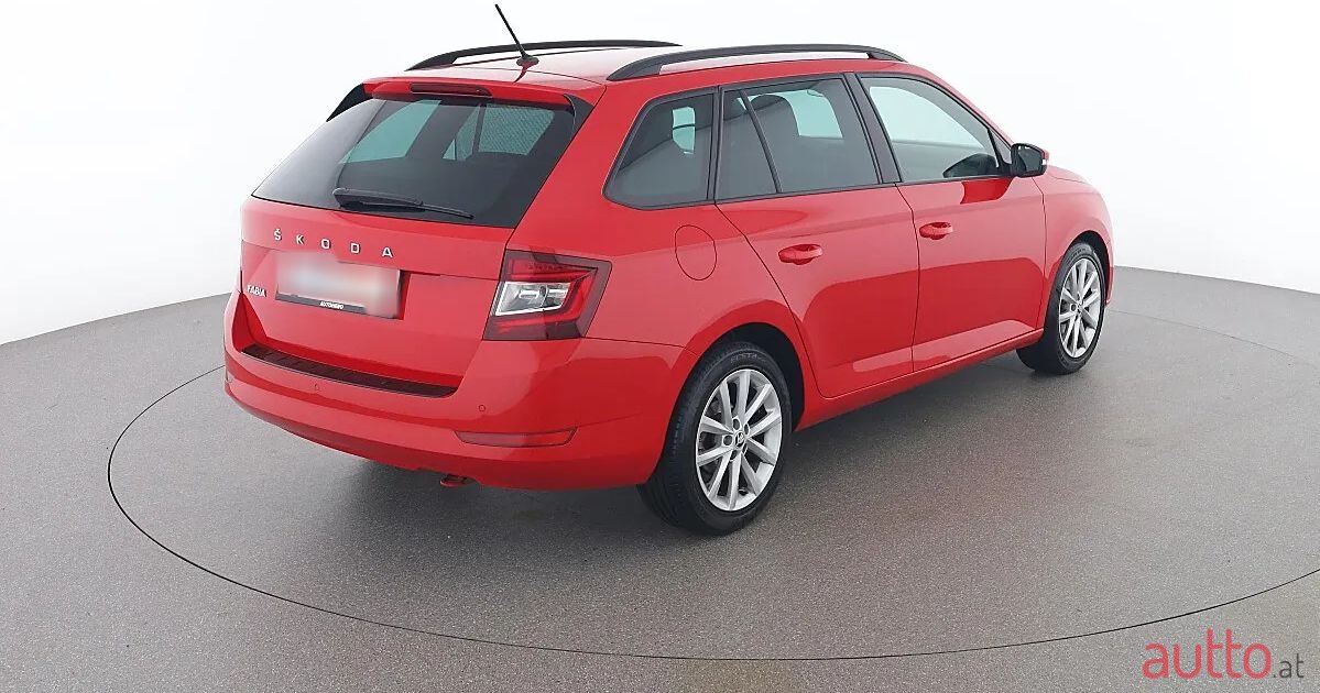 2021' Skoda Fabia photo #5