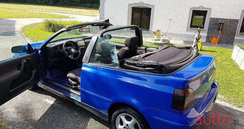 2000' Volkswagen Golf photo #1