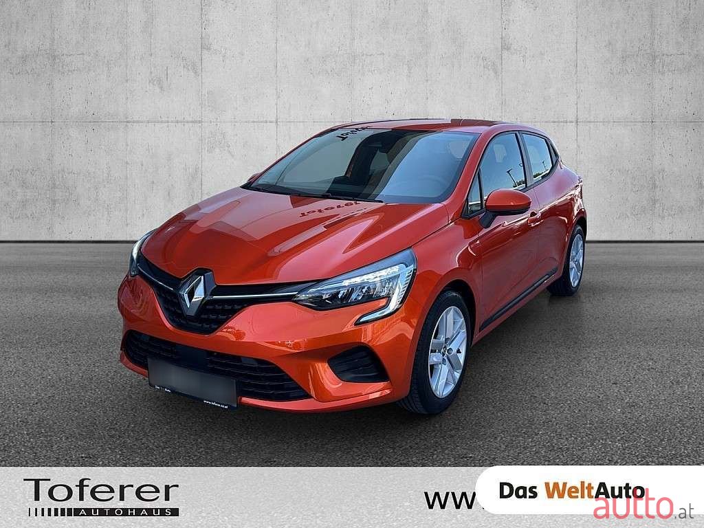 2022' Renault Clio photo #1