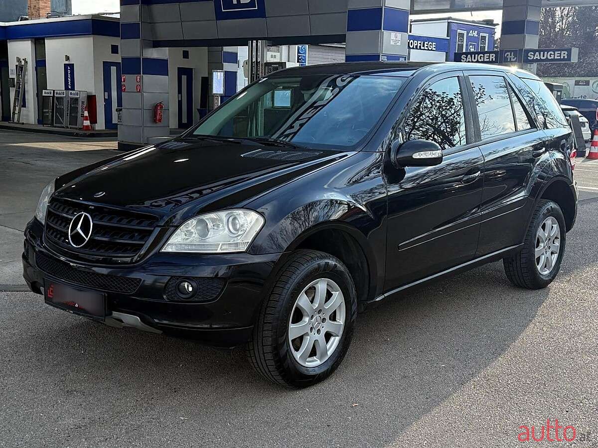 2007' Mercedes-Benz M-Klasse photo #1