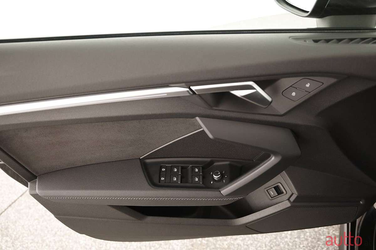 2024' Audi A3 photo #2