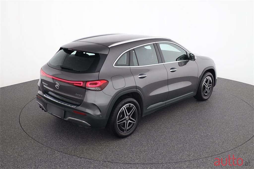 2023' Mercedes-Benz EQA photo #3
