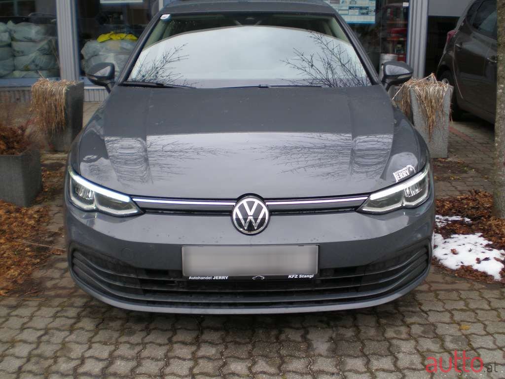 2020' Volkswagen Golf photo #1
